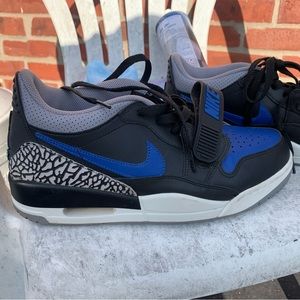 Nike Jordan Legacy’s worn once.